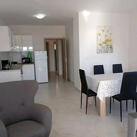 2 Bed
