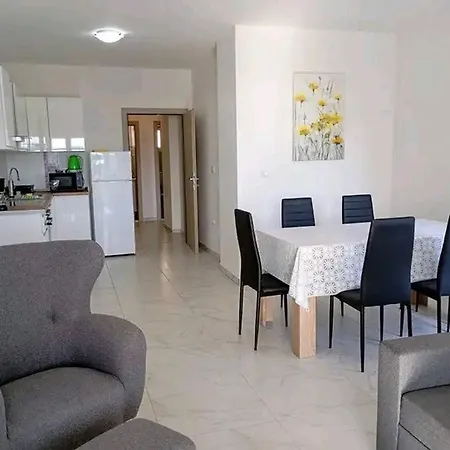 Lägenhet 2 Bed Trogir