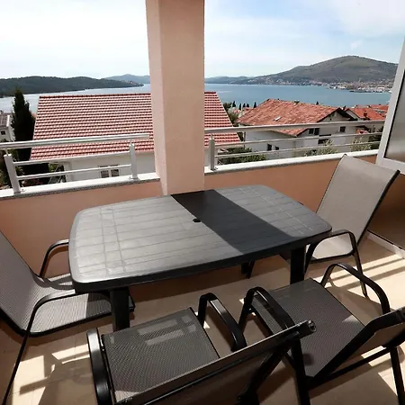 2 Bed Trogir