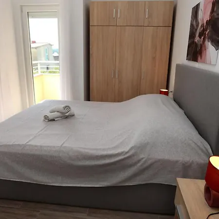 2 Bed Apartamento *